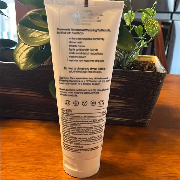 Supersmile Original Mint Whitening Toothpaste - Picture 2 of 3